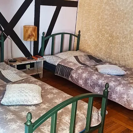 Agroturystyka Stajnia Dorado Pokoje Goscinne I Apartamenty *