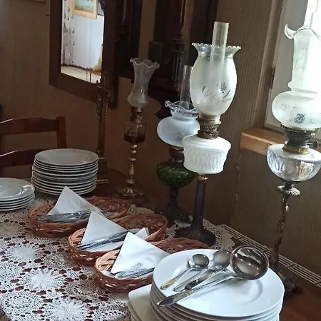 Фермерский дом Agroturystyka Stajnia Dorado Pokoje Goscinne I Apartamenty