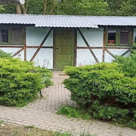 Agroturystyka Stajnia Dorado Pokoje Goscinne I Apartamenty * Leoncin