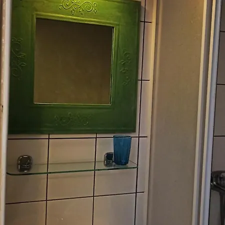 مزرعة للإقامة Agroturystyka Stajnia Dorado Pokoje Goscinne I Apartamenty Leoncin